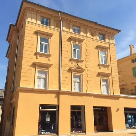 Sunny Anamaria Abbázia