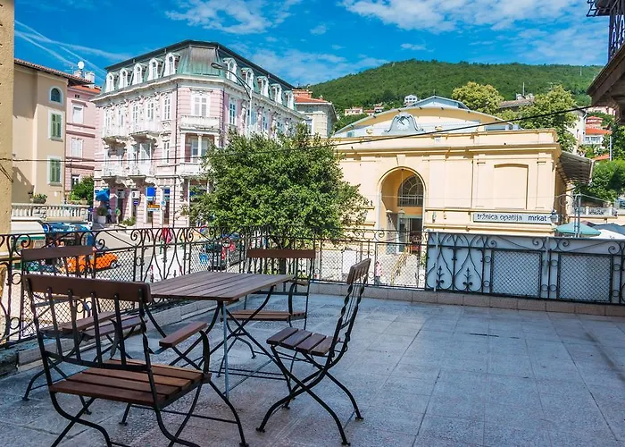 Sunny Anamaria Opatija