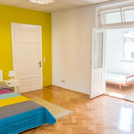 Sunny Anamaria Abbázia